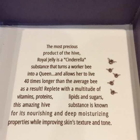 Savannah Bee Co Rosemary Lavender Royal Jelly Body Butter 1.65 oz NWT Boxed - Picture 13 of 15